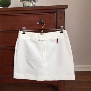 Like new - Tommy Hilfiger white mini skirt